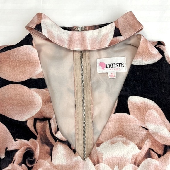 L’atiste By Amy Two Piece Floral Set High Rise Shorts Crop Top Navy Pink - Picture 3 of 16